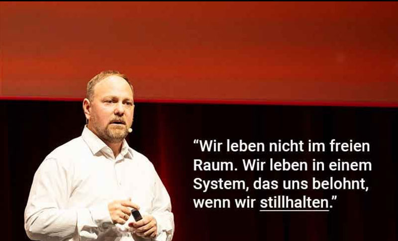 David Odenthal: Wir leben in einem System, das uns belohnt, wenn wir stillhalten.